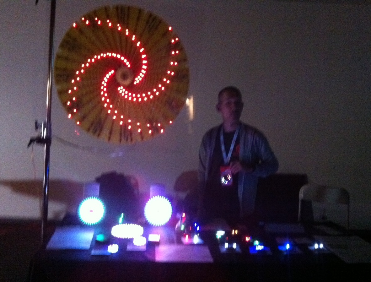 » The LED Artist at the Maker Faire NY - The LED Artist – blog